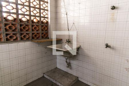 Casa para alugar com 70m², 2 quartos e 1 vagaÁrea de Serviço