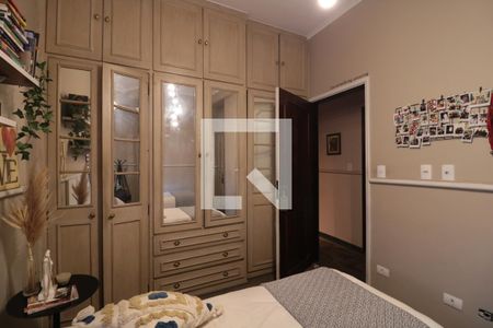 Casa à venda com 178m², 3 quartos e 3 vagasSuíte