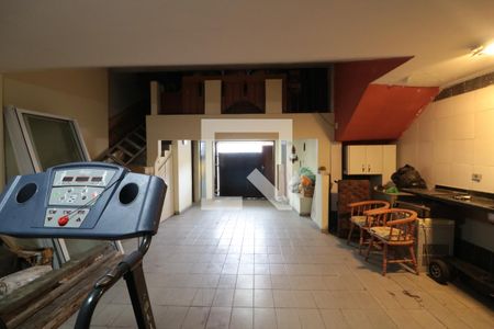 Casa à venda com 178m², 3 quartos e 3 vagasGaragem