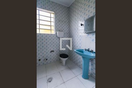 Casa à venda com 200m², 4 quartos e 4 vagasBanheiro