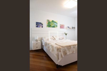 Apartamento à venda com 98m², 2 quartos e 1 vagaSuíte 