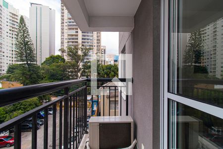 Sacada de apartamento à venda com 1 quarto, 33m² em Bela Vista, São Paulo