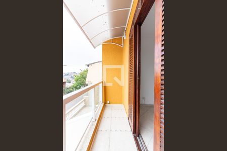 Varanda  de casa para alugar com 4 quartos, 90m² em Veloso, Osasco
