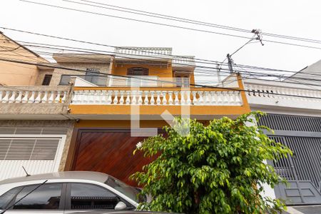 Casa para alugar com 90m², 4 quartos e sem vaga Casa para alugar com 90m², 4 quartos e sem vagaFachada