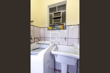 Casa à venda com 270m², 3 quartos e 3 vagasÁrea de Serviço