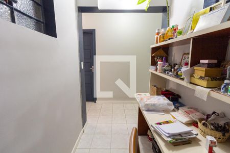 Casa à venda com 270m², 3 quartos e 3 vagasEscritório