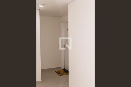 Hall de Entrada de apartamento para alugar com 2 quartos, 51m² em Centro, Diadema