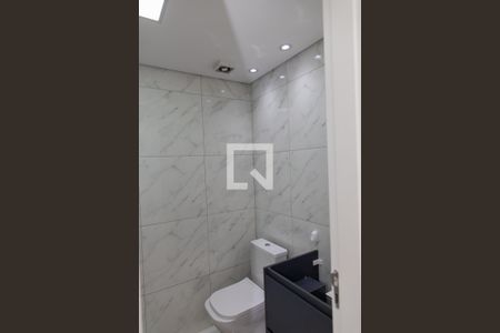 Banheiro de apartamento para alugar com 2 quartos, 51m² em Centro, Diadema