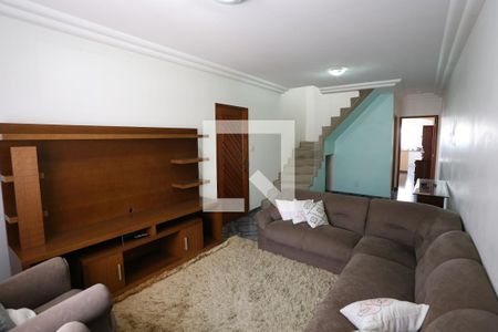 Sala de casa para alugar com 3 quartos, 190m² em Itaquera, São Paulo