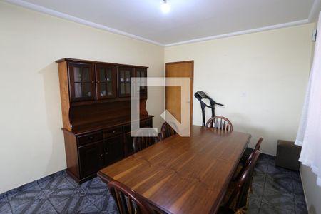 Casa à venda com 190m², 3 quartos e 4 vagasCopa