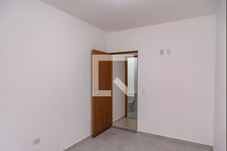 Quarto 2 de casa para alugar com 2 quartos, 65m² em Vila Moraes, São Paulo