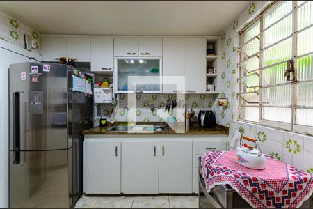 Casa à venda com 300m², 4 quartos e 3 vagasCozinha