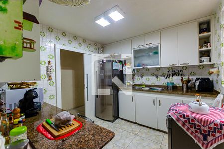 Casa à venda com 300m², 4 quartos e 3 vagasCozinha