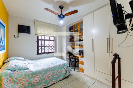 Casa à venda com 300m², 4 quartos e 3 vagasQuarto 1