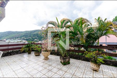 Casa à venda com 300m², 4 quartos e 3 vagasJardim da Churrasqueira 