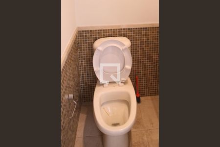 Lavabo de casa à venda com 4 quartos, 300m² em Água Fria, São Paulo