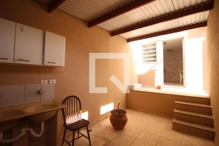 Casa à venda com 300m², 4 quartos e 4 vagasÁrea de Serviço