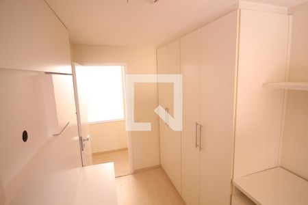 Casa à venda com 300m², 4 quartos e 4 vagasquarto 2