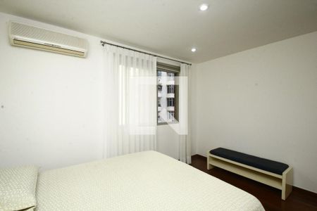 Quarto 1 de apartamento para alugar com 1 quarto, 72m² em Botafogo, Rio de Janeiro