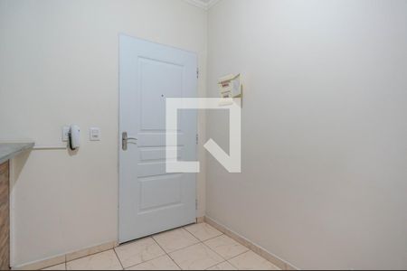 Sala de casa de condomínio para alugar com 1 quarto, 40m² em Vila São Vicente, São Paulo