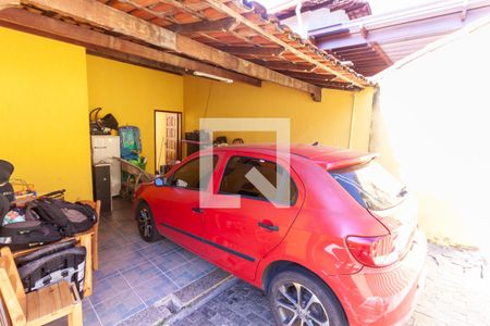 Casa à venda com 110m², 3 quartos e 2 vagas Casa à venda com 110m², 3 quartos e 2 vagasGaragem