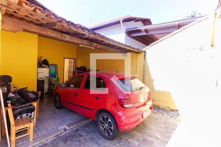 Casa à venda com 110m², 3 quartos e 2 vagas Casa à venda com 110m², 3 quartos e 2 vagasGaragem