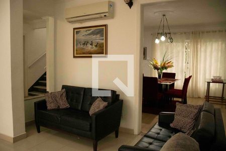 Casa para alugar com 450m², 3 quartos e 6 vagasSala