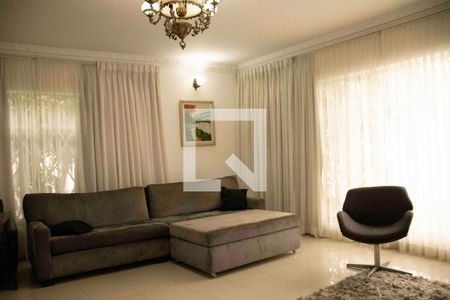 Sala de casa para alugar com 3 quartos, 450m² em  Vila Cascatinha , São Vicente