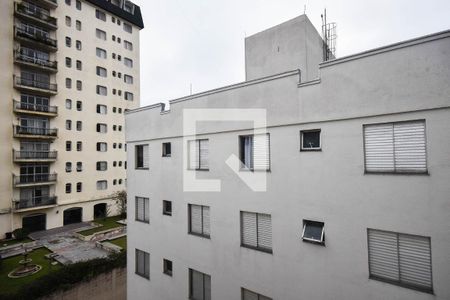 Vista do quarto 1 de apartamento para alugar com 2 quartos, 47m² em Fazenda Morumbi, São Paulo