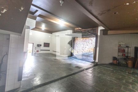 Casa à venda com 503m², 4 quartos e 4 vagas Casa à venda com 503m², 4 quartos e 4 vagasGaragem