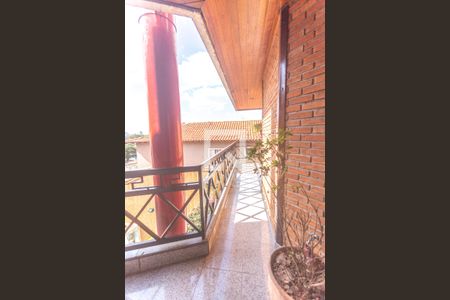 Casa à venda com 503m², 4 quartos e 4 vagas Casa à venda com 503m², 4 quartos e 4 vagasVaranda hall