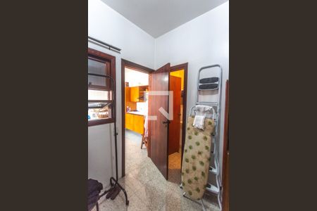 Casa à venda com 503m², 4 quartos e 4 vagas Casa à venda com 503m², 4 quartos e 4 vagasQuarto de serviço