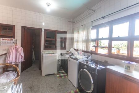 Casa à venda com 503m², 4 quartos e 4 vagas Casa à venda com 503m², 4 quartos e 4 vagasÁrea de serviço