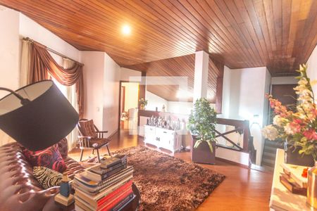 Casa à venda com 503m², 4 quartos e 4 vagas Casa à venda com 503m², 4 quartos e 4 vagasHall dos quartos