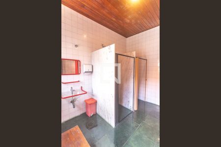 Casa à venda com 503m², 4 quartos e 4 vagas Casa à venda com 503m², 4 quartos e 4 vagasVestiário