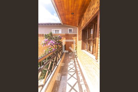 Casa à venda com 503m², 4 quartos e 4 vagas Casa à venda com 503m², 4 quartos e 4 vagasVaranda