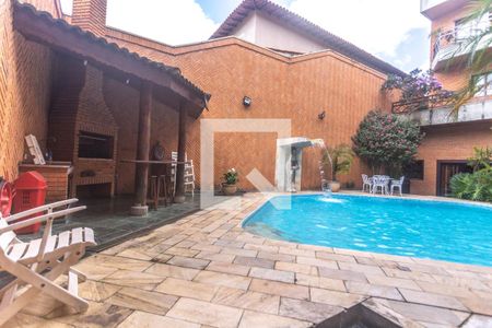 Casa à venda com 503m², 4 quartos e 4 vagas Casa à venda com 503m², 4 quartos e 4 vagasQuintal