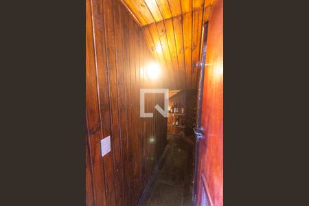 Casa à venda com 503m², 4 quartos e 4 vagas Casa à venda com 503m², 4 quartos e 4 vagasAdega