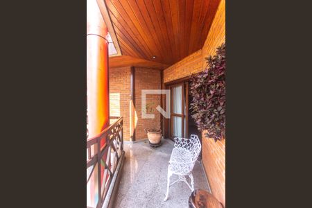 Casa à venda com 503m², 4 quartos e 4 vagas Casa à venda com 503m², 4 quartos e 4 vagasVaranda suíte 1