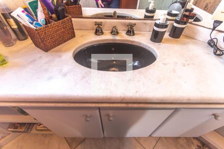 Casa à venda com 503m², 4 quartos e 4 vagas Casa à venda com 503m², 4 quartos e 4 vagasPia