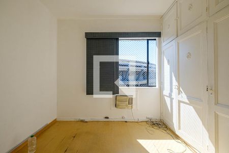 Apartamento à venda com 120m², 3 quartos e 1 vagaQuarto 2