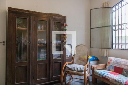 Casa à venda com 300m², 4 quartos e 2 vagas Casa à venda com 300m², 4 quartos e 2 vagasQuarto 1