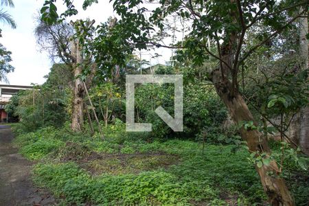 Casa à venda com 300m², 4 quartos e 2 vagas Casa à venda com 300m², 4 quartos e 2 vagasJardim