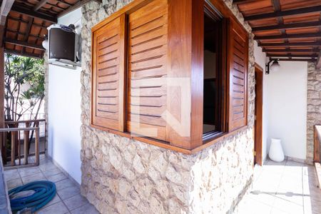 Casa à venda com 250m², 4 quartos e 4 vagasVaranda da suíte 3