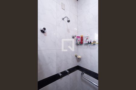 Casa à venda com 250m², 4 quartos e 4 vagasBanheiro da suíte 3