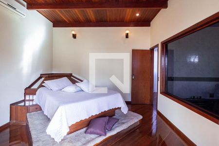 Casa à venda com 250m², 4 quartos e 4 vagasSuíte 3