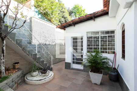Casa à venda com 250m², 4 quartos e 4 vagasQuintal