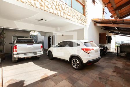 Casa à venda com 250m², 4 quartos e 4 vagasGaragem