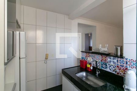 Cozinha de apartamento à venda com 2 quartos, 44m² em Campo Alegre, Belo Horizonte