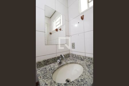 Banheiro de kitnet/studio para alugar com 1 quarto, 39m² em Setor Leste Universitário, Goiânia